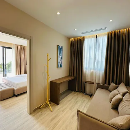 Roalb Hotel 4*