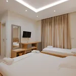 Roalb Hotel Radhimë