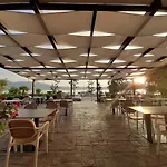 فندق Roalb Radhimë