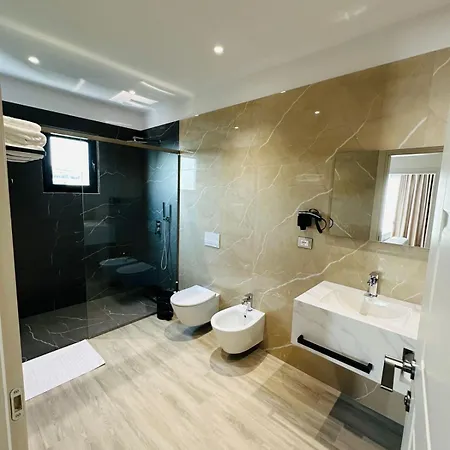 Roalb Hotell 4*