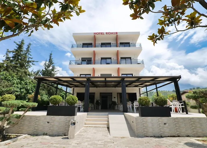 Roalb ホテル 4*